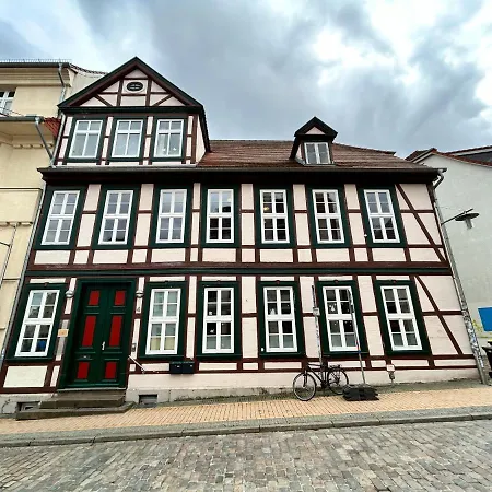 Stilvoll Wohnen In Bester Lage Schwerins Шверин Экстерьер фото