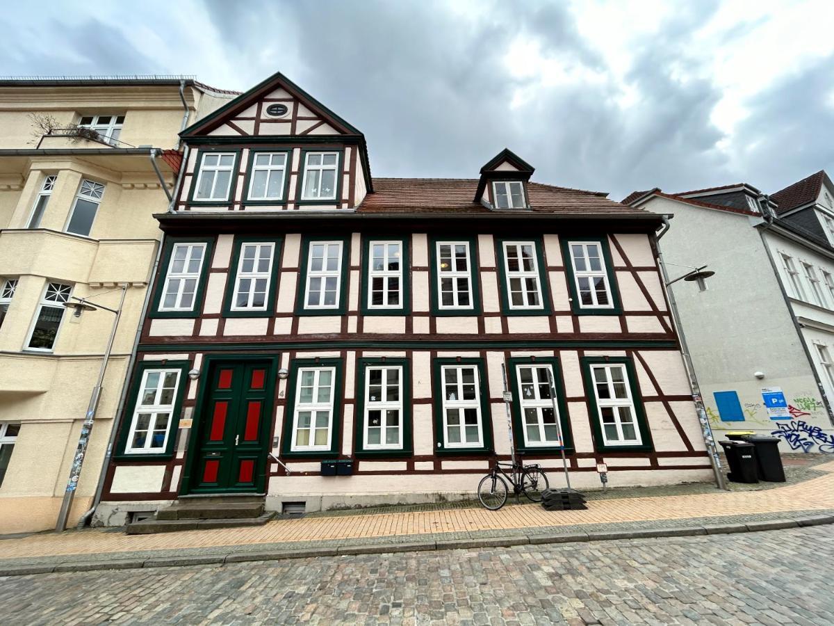 Stilvoll Wohnen In Bester Lage Schwerins Apartment